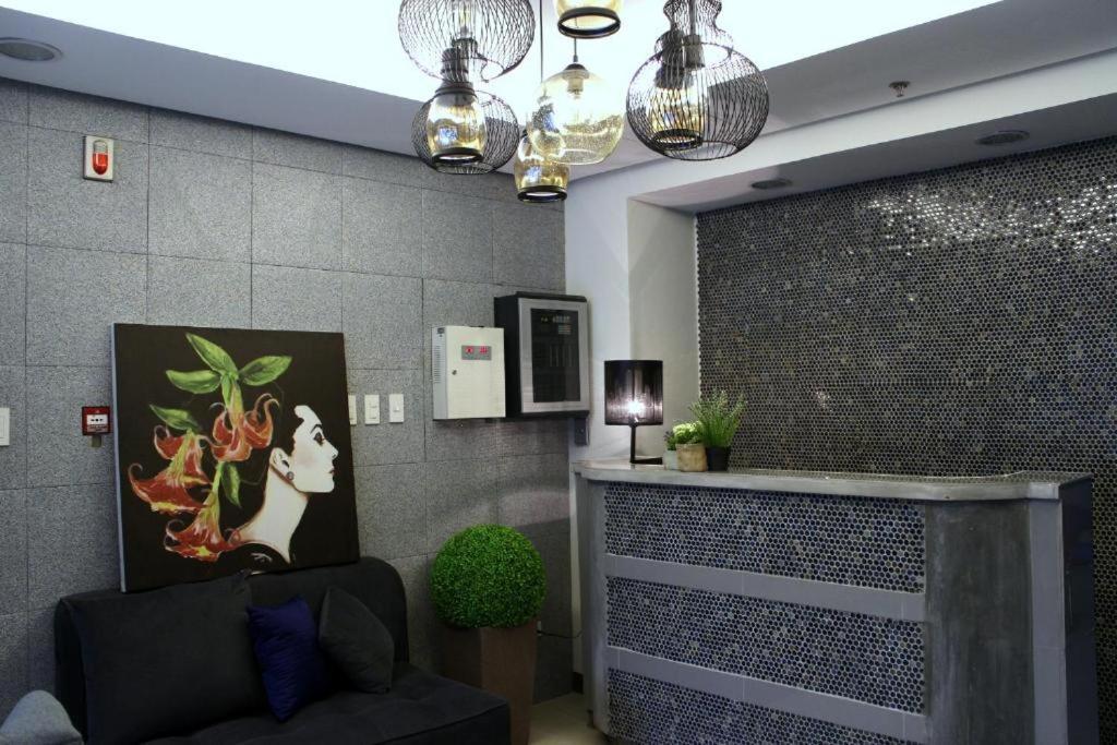 Urban Hostel Pasig City Ngoại thất bức ảnh