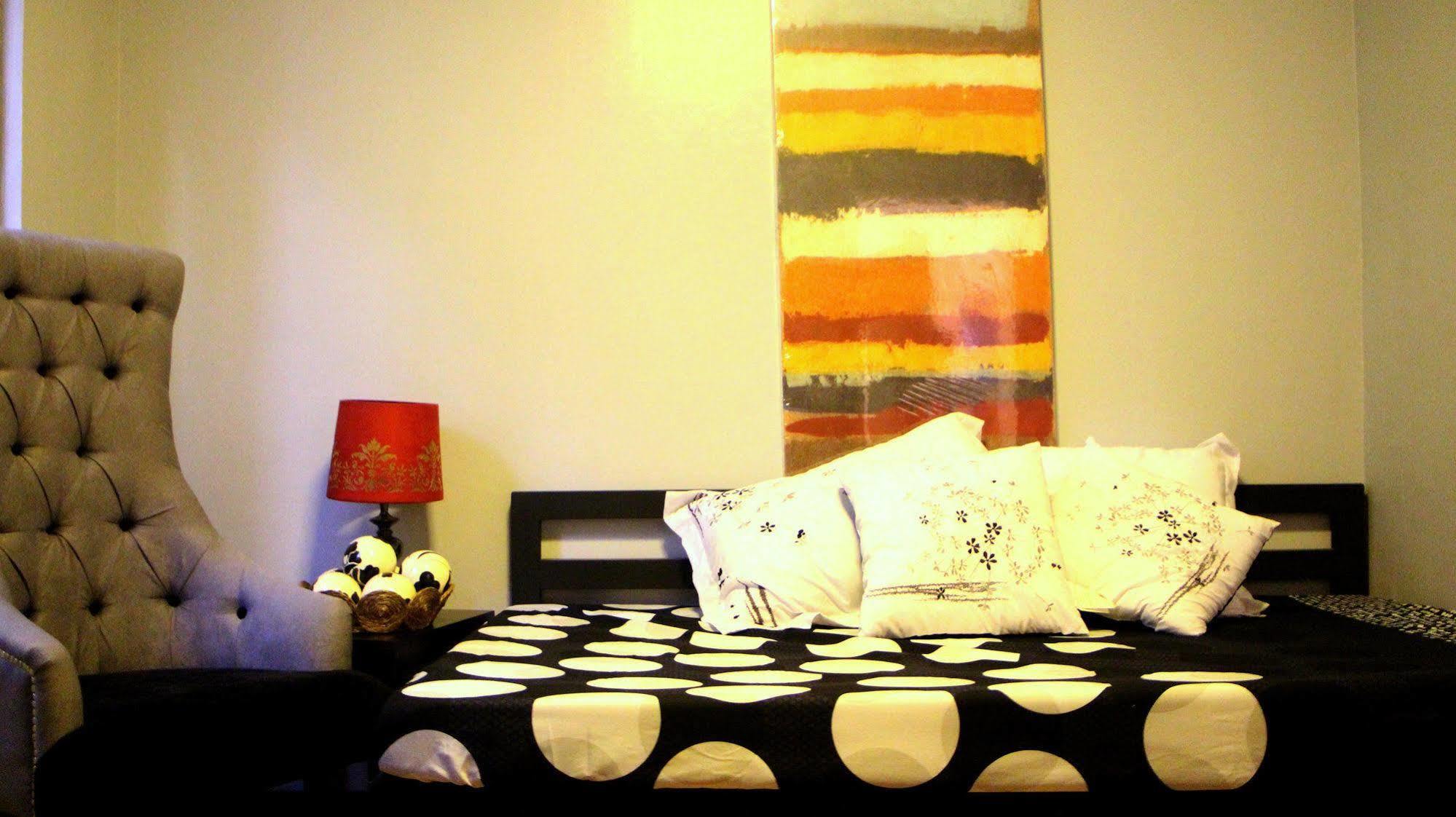 Urban Hostel Pasig City Ngoại thất bức ảnh