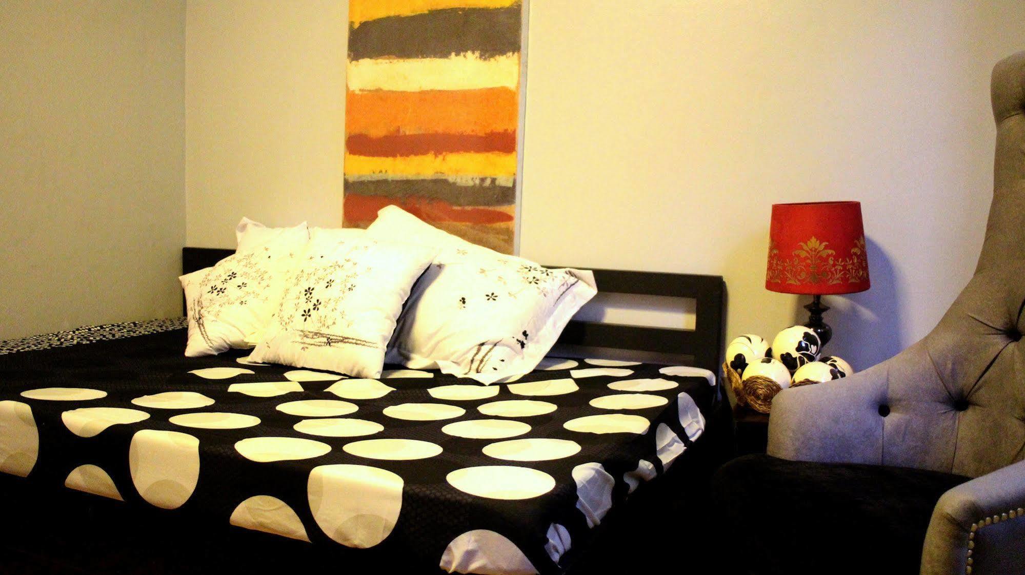 Urban Hostel Pasig City Ngoại thất bức ảnh